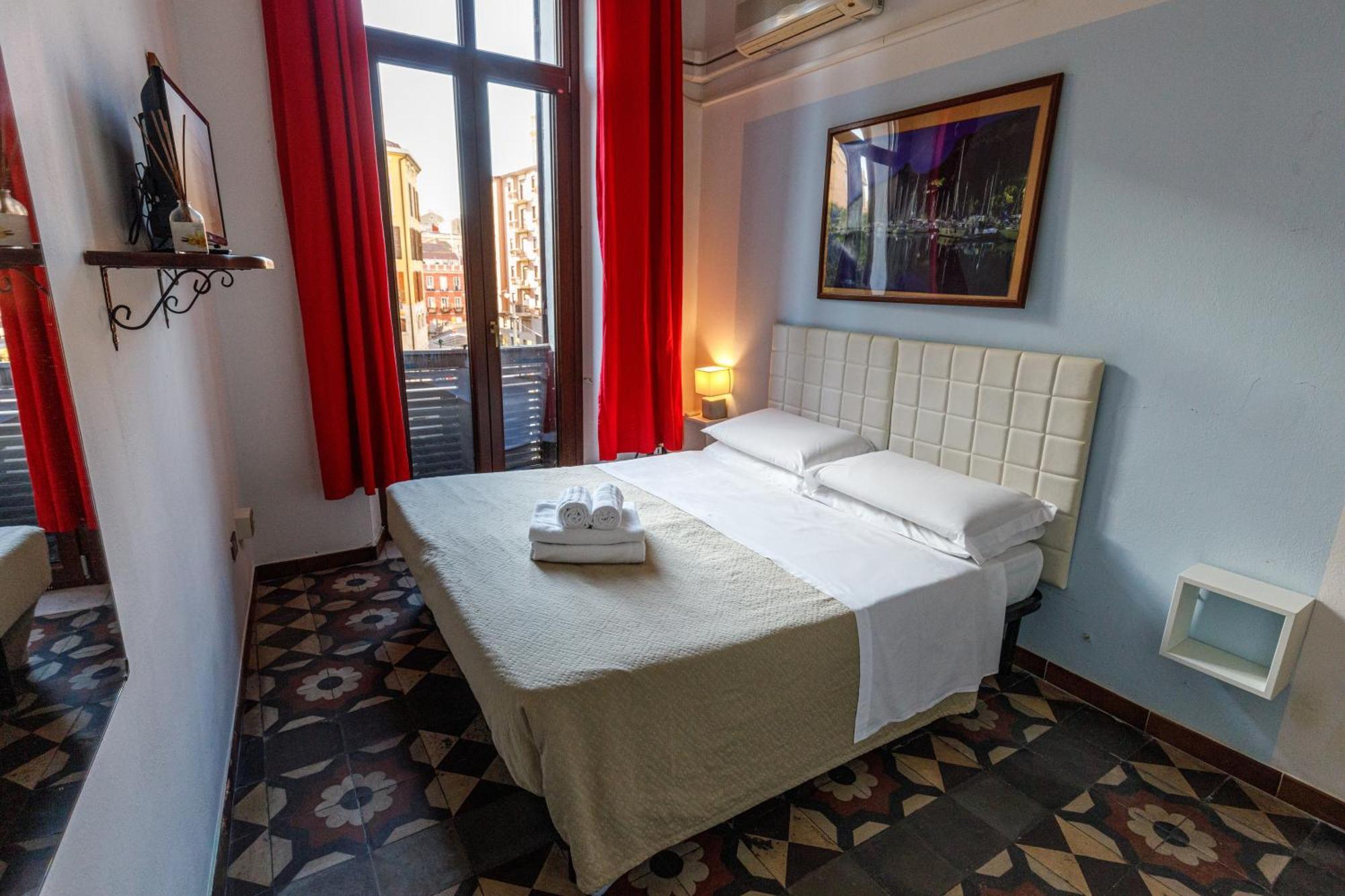 Onlyrooms III - Recommended For Under 30S Cagliari Esterno foto