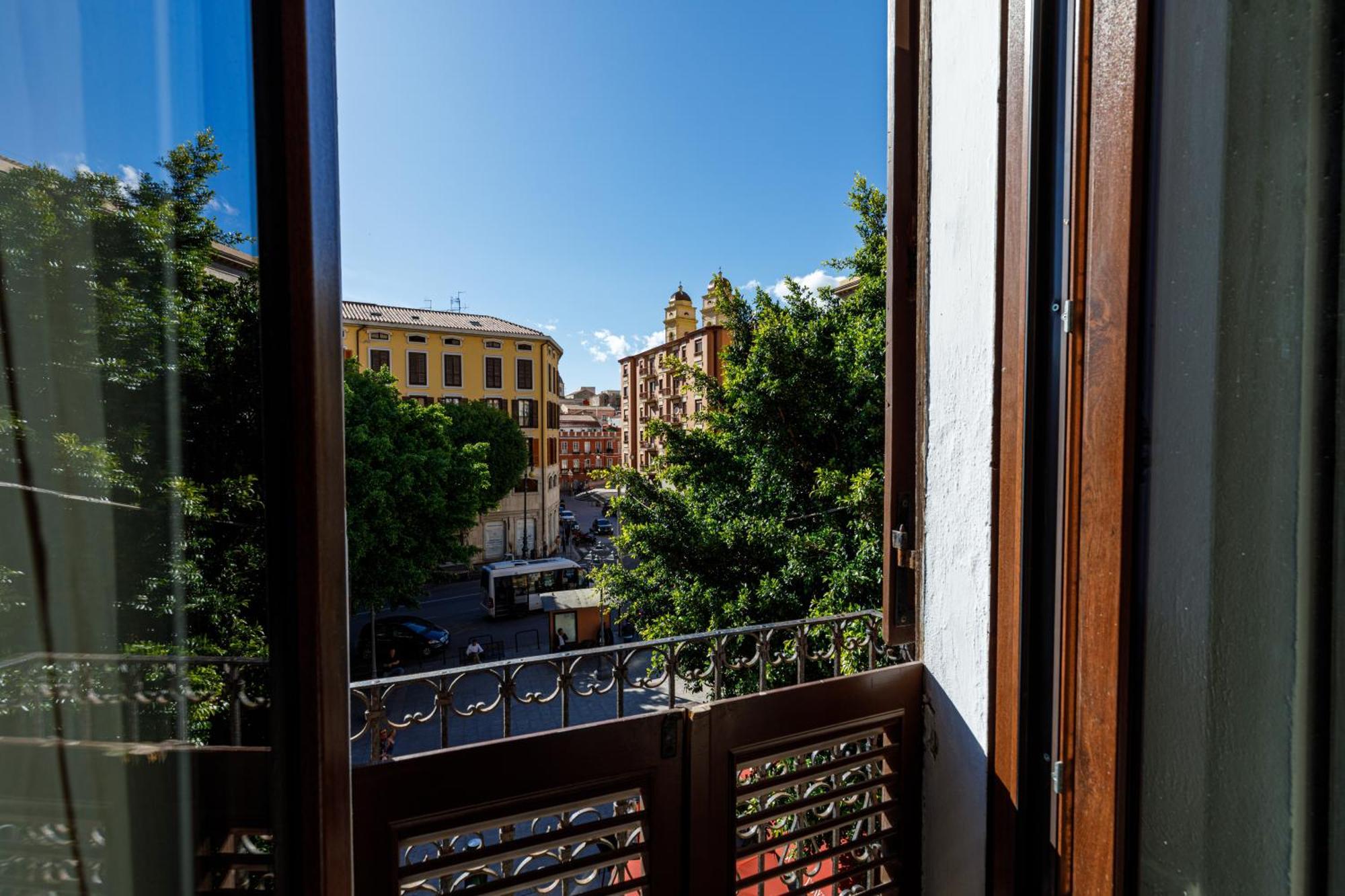 Onlyrooms III - Recommended For Under 30S Cagliari Esterno foto