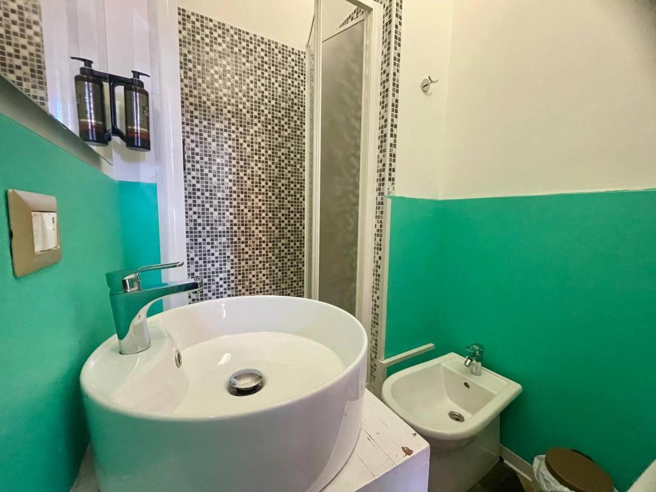 Onlyrooms III - Recommended For Under 30S Cagliari Esterno foto